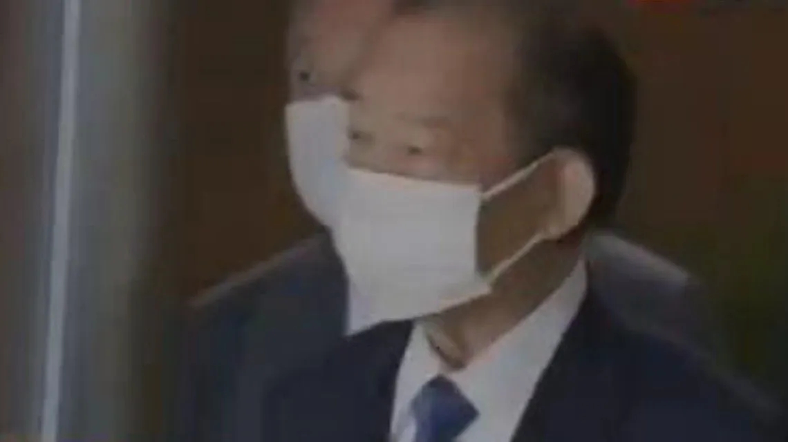 <b>菅义伟为何退出选举?央视解读</b>