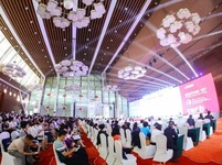 <b>新课程、新评价、新教学——第二届国际化学校</b>