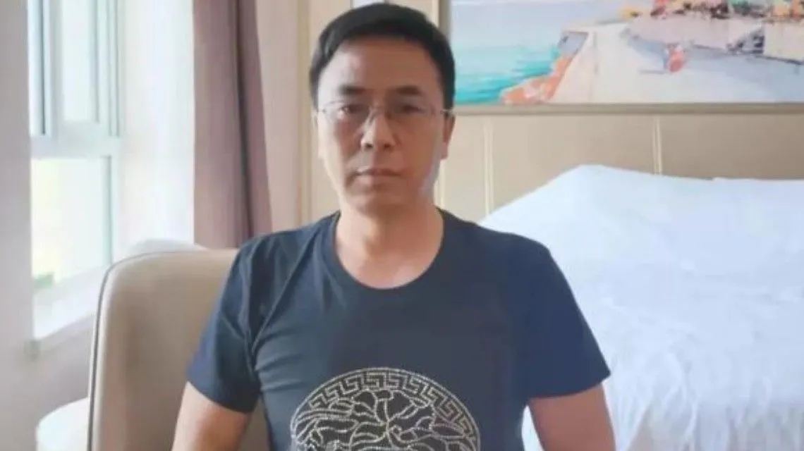 <b>坚持带旅游团做核酸司机发声</b>