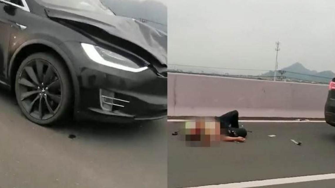 <b>又双叒叕是特斯拉 撞倒两交警</b>