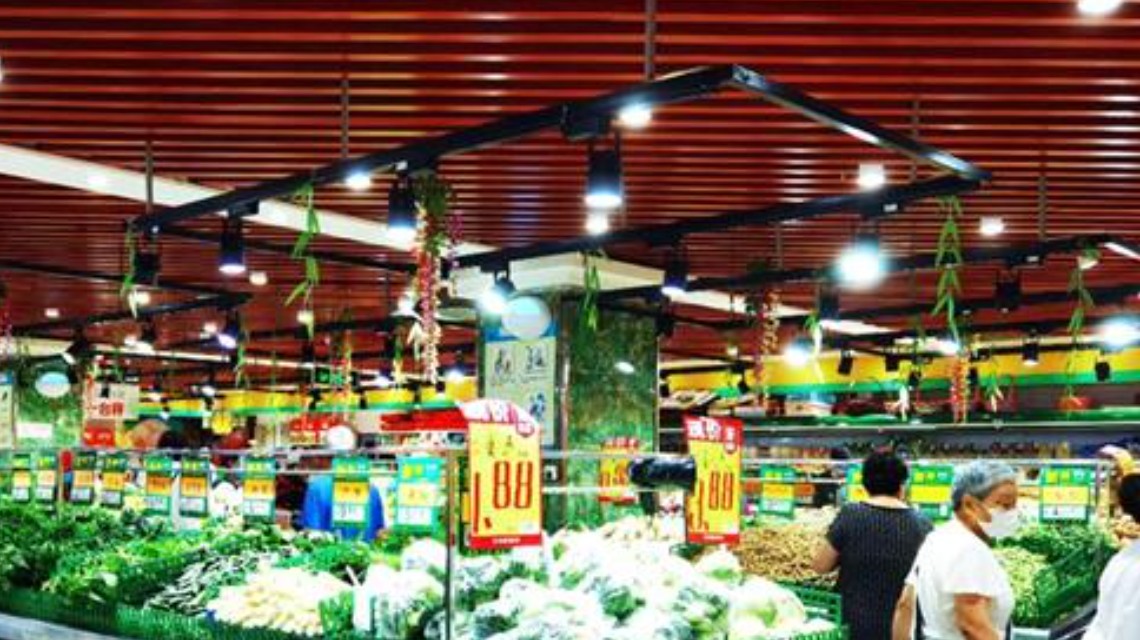 <b>上半年人均消费榜:京沪超2万</b>