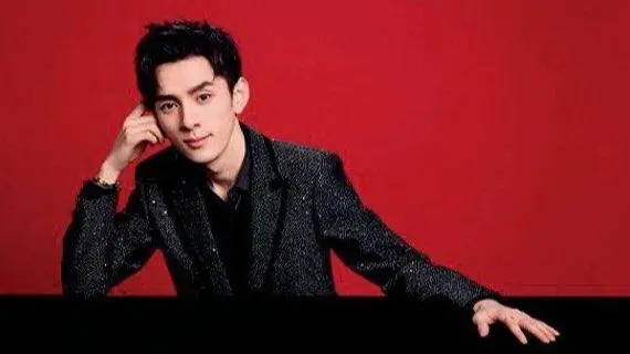 <b>李佳琦公司:经营正常 本分直播</b>