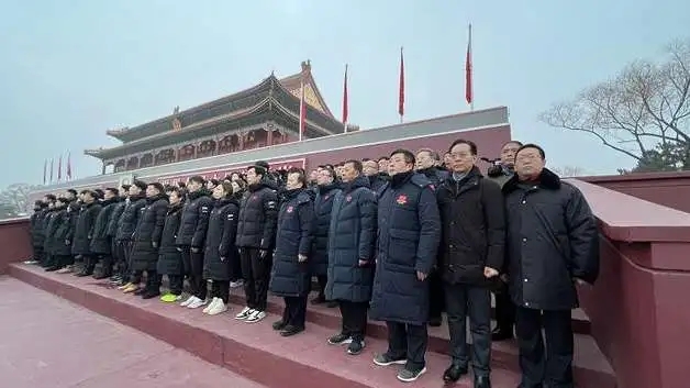<b>冬奥健儿在天安门广场宣誓出征</b>