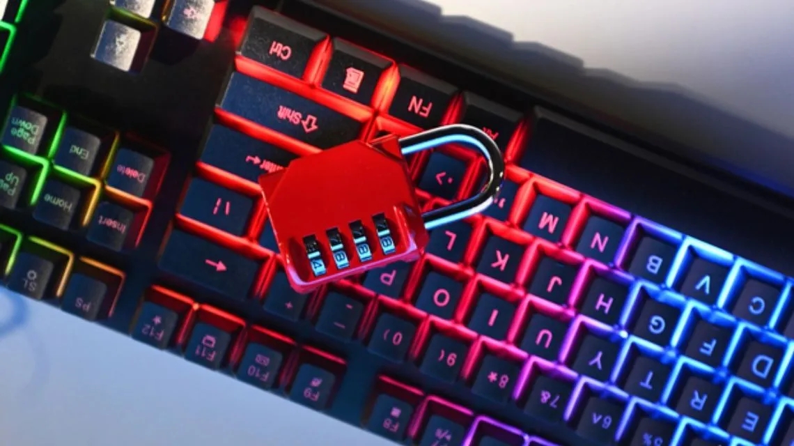 <b>千余名私信刘学州用户被停私信功能</b>