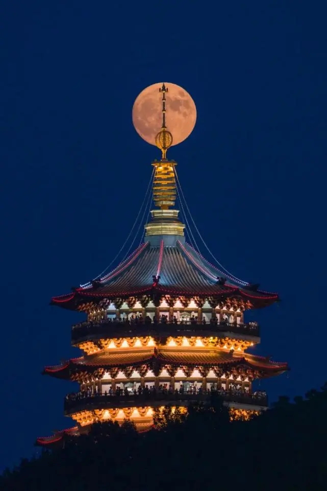 <b>今日元宵节</b>