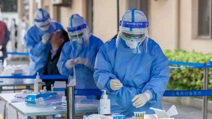 <b>港媒:香港新增约5000例确诊病例</b>