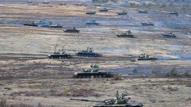 <b>俄称已摧毁乌克兰地面74个军事目标</b>