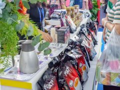 <b>商务部：促进更多东盟国家优质产品进入中国大</b>