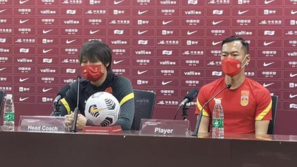<b>国足主帅李铁谈对阵菲律宾</b>