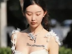<b>论品味与一双美腿，姐姐还没输给谁过呢</b>